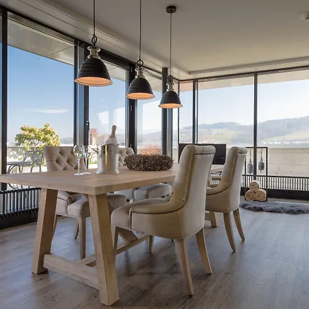 راديسون بلو، فندق 4*