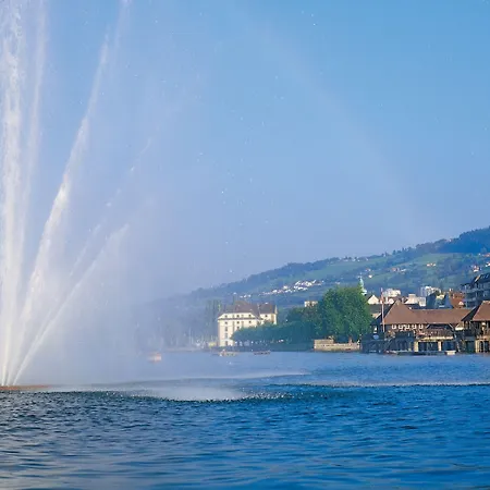 Radisson Blu Hotel, Hotel