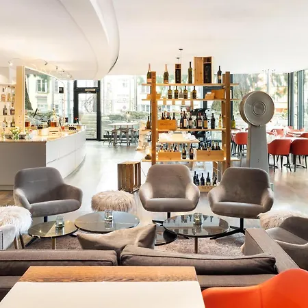Radisson Blu Hotel, Ξενοδοχείο 4*