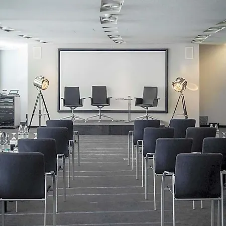 Radisson Blu Hotel, 4*