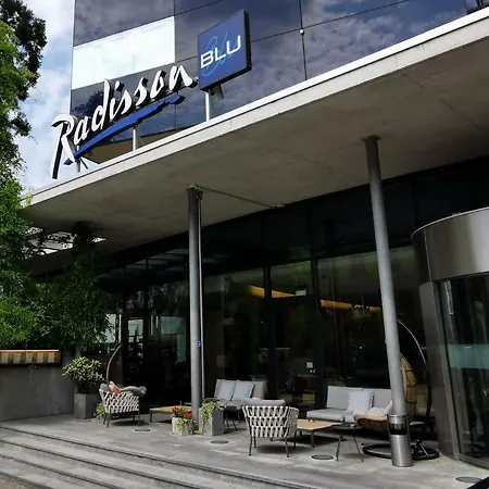 Radisson Blu Hotel, 4*