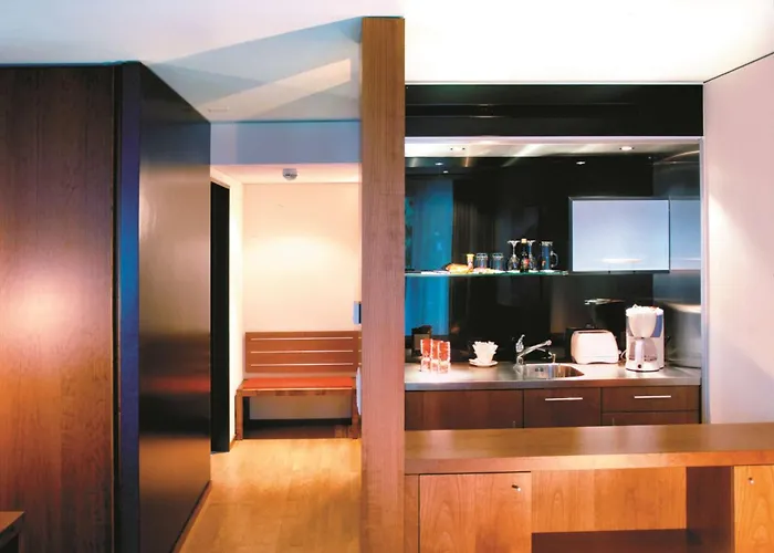 Radisson Blu Hotel, Hotel