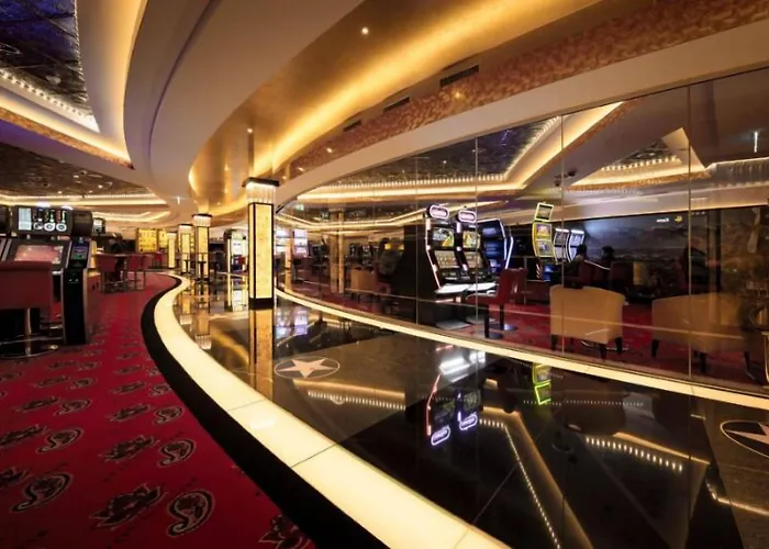 Radisson Blu Hotel, 4*