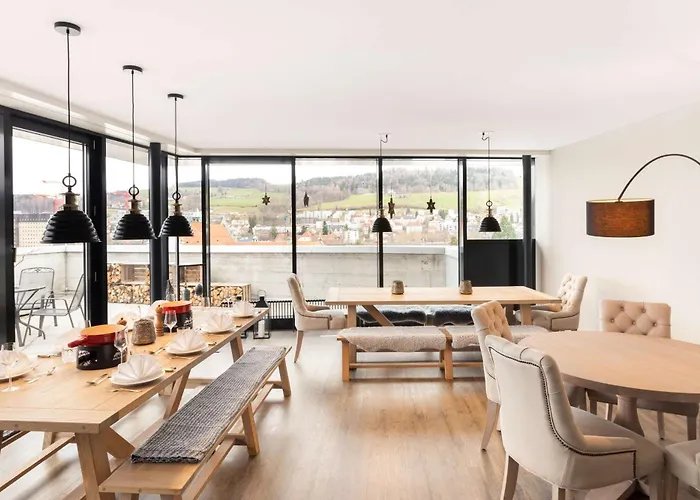 Radisson Blu Hotel, Hotel